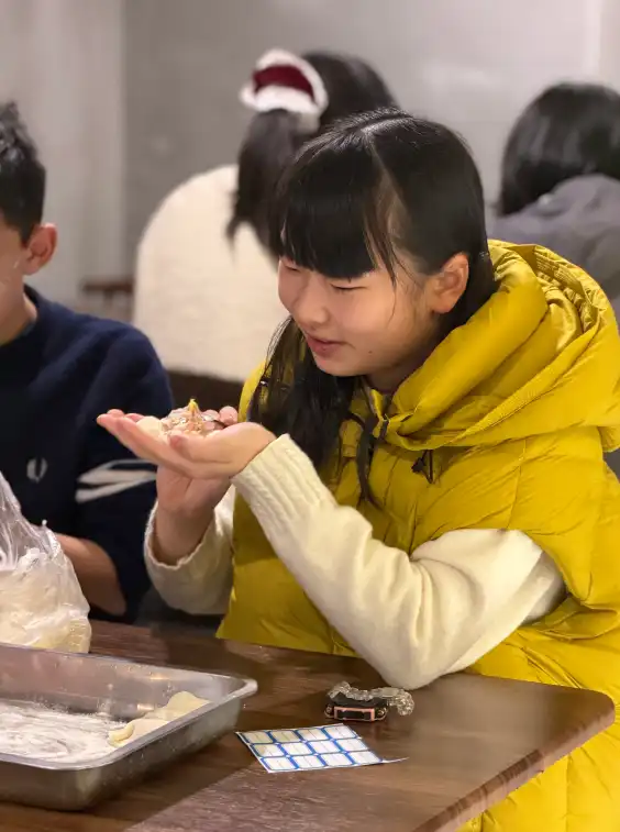 包饺子包汤圆